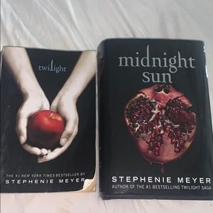 Midnight sun/twilight book bundle